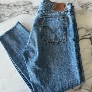 Levis Wedgie size 30 raw hem